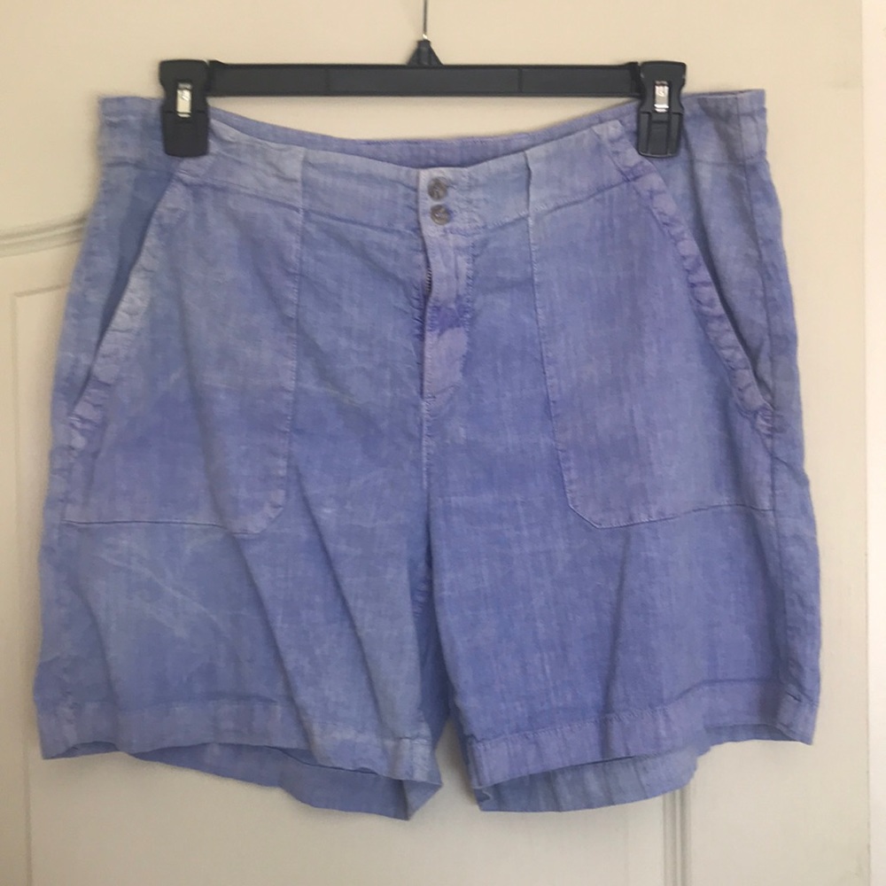 Chambray style women’s shorts